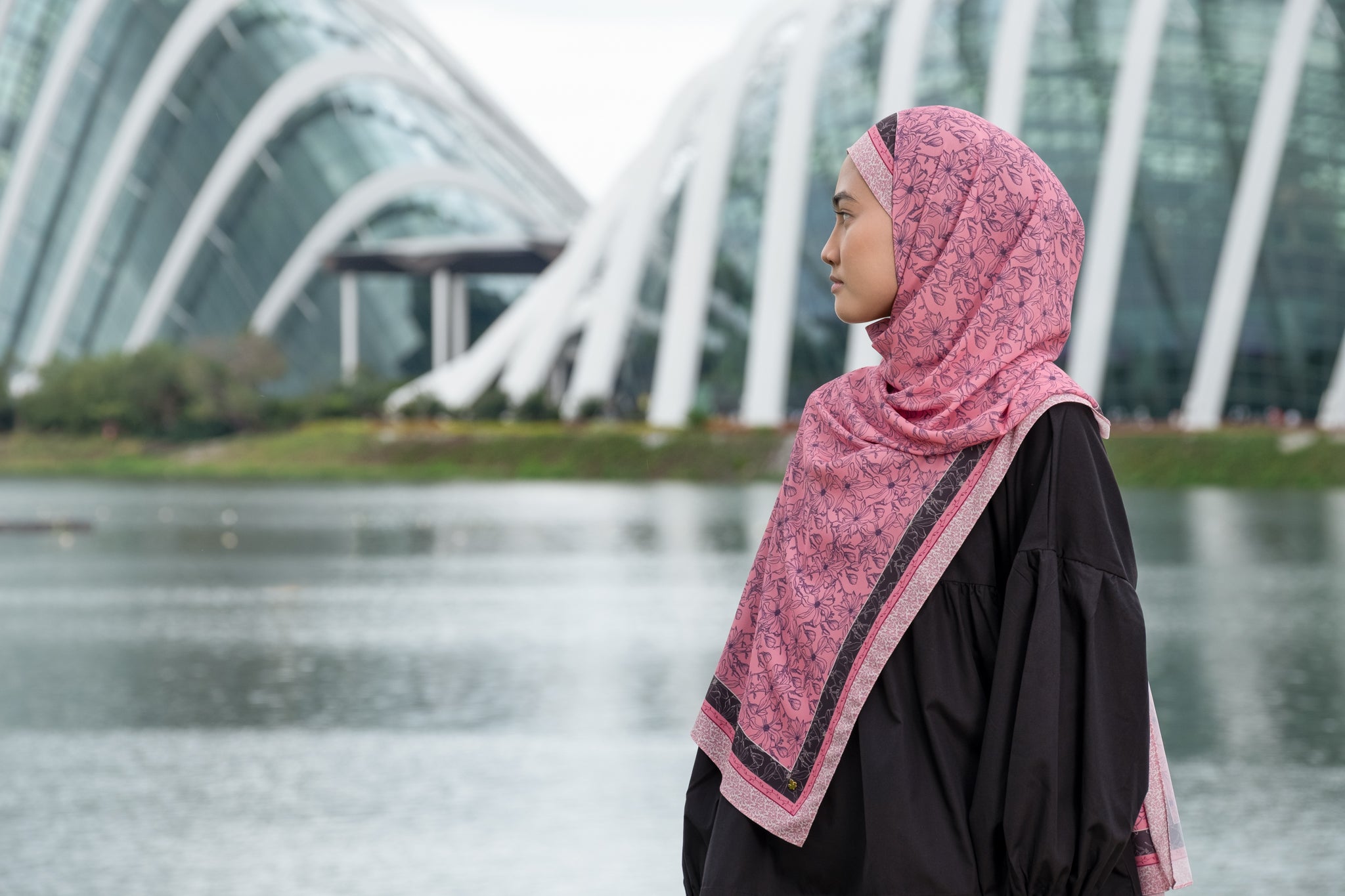 Blush Obsidian Magnolia